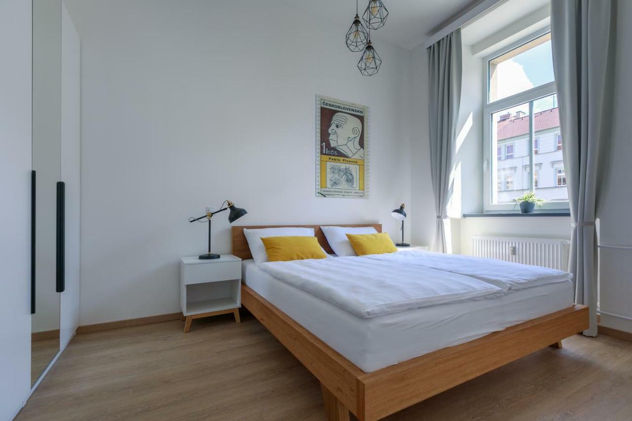 Avantgarde Apartments Пльзень Экстерьер фото